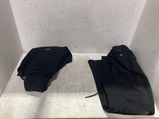 Lot 796  
            Chesterfield SR45 - Parcel Delivery Only 

                
NIKE A.W.R BLACK MEDIUM HOODIE & TRACKSUIT BOTTOMS (LOCATION: D3)