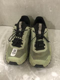 Lot 844  
            Chesterfield SR45 - Parcel Delivery Only 

                
ON CLOUD ULTRA RUNNING SHOES UK SIZE 9 (LOCATION: D5)