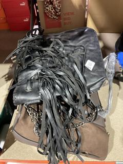 Lot 899  
            Chesterfield SR45 - Parcel Delivery Only 

                
3 X ASSORTED BAGS TO INCLUDE BLACK FRINGED LEATHER BAG FROM RUDSAK (LOCATION: D7)