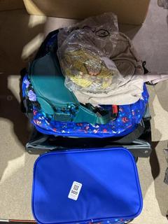 Lot 900  
            Chesterfield SR45 - Parcel Delivery Only 

                
6 X ASSORTED BAGS/RUCKSACKS TO INCLUDE SMIGGLE SONIC THE HEDGEHOG DOUBLE DECKER L...