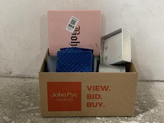 Lot 904  
            Chesterfield SR45 - Parcel Delivery Only 

                
A BOX OF ASSORTED JEWELLERY TO INCLUDE EQUILIBRIUM GENUINE LEATHER BRACELET (LOCA...