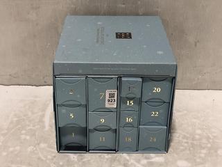 Lot 923  
            Chesterfield SR45 - Parcel Delivery Only 

                
RITUALS ADVENT CALENDER (LOCATION: D8)