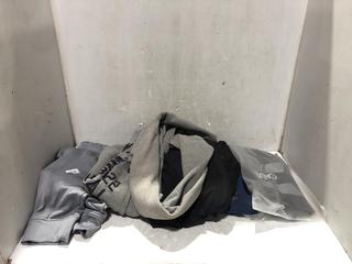 Lot 930  
            Chesterfield SR45 - Parcel Delivery Only 

                
6 X ASSORTED ADULTS CLOTHING TO INCLUDE GREY JACK WILLS MEDIUM HOODIE (LOCATION: D8)