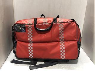 Lot 933  
            Chesterfield SR45 - Parcel Delivery Only 

                
PARADEMICMEDICAL KIT BAG (LOCATION: D8)
