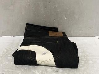 Lot 937  
            Chesterfield SR45 - Parcel Delivery Only 

                
EVISU JEANS WITH A KAMON BROCADE APPLIQUE DAICOCK38 W 34 L (LOCATION: D8)