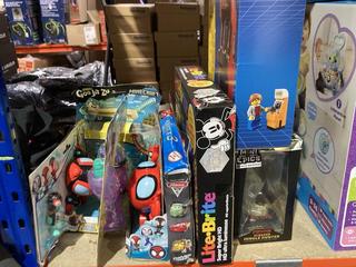 Lot 952  
            Chesterfield SR45 - Parcel Delivery Only 

                
7 X ASSORTED TOYS TO INCLUDE LITEBRITE SUPER BRIGHT HD DISNEY KIT (LOCATION: D9)