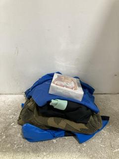 Lot 956  
            Chesterfield SR45 - Parcel Delivery Only 

                
5 X ASSORTED CLOTHING ITEMS TO INCLIUDE 3 PACK CALVIN KLEIN COTTON STRETCH PANTS ...