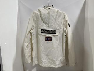 Lot 965  
            Chesterfield SR45 - Parcel Delivery Only 

                
NAPAPIJRI GRAPHIC MEDIUM COAT RAINFOREST W SUM 4 (LOCATION: D9)