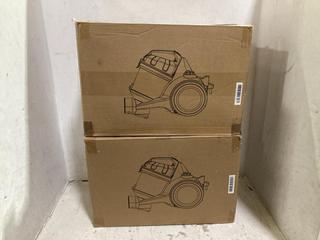 Lot 1021  
            Chesterfield SR44 - Parcel Delivery Only 

                
2 X CYLINDER BAGLESS VACUUM CLEANER (LOCATION: C7)