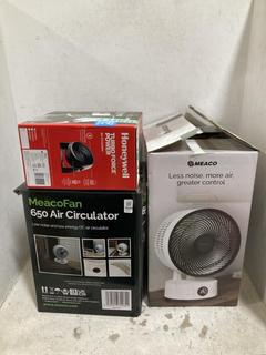 Lot 1034  
            Chesterfield SR44 - Parcel Delivery Only 

                
3 X ASSORTED FANS TO INCLUDE MEAC FAN SEFTE 10" TABLE AIR CIRCULATOR (LOCATION: C7)