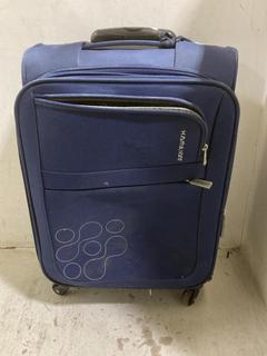 Lot 1045  
            Chesterfield SR44 - Parcel Delivery Only 

                
KAMILIANT NAVY BLUE SUITCASE TRAVEL CASE SMALL (LOCATION: D8)