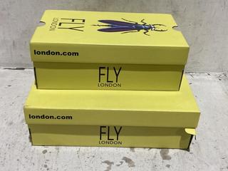 Lot 1087  
            Chesterfield SR44 - Parcel Delivery Only 

                
FLY LONDON CUPI BLACK HIGH HEELS SIZE 42 TO INCLUDE FLY LONDON RUG BLACK BOOTS SI...