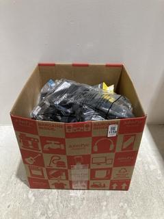 Lot 1110  
            Chesterfield SR44 - Parcel Delivery Only 

                
BOX OF ASSORTED ITEMS TO INCLUDE KRYPTONITE TRANSIT FLEX FRAME U (LOCATION: B1)