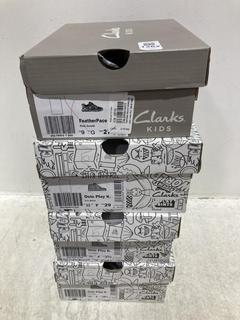 Lot 1262  
            Chesterfield SR44 - Parcel Delivery Only 

                
4 X ASSORTED KIDS SHOES TO INCLUDE CLARK OSLO PLAY SHOES IN GUNMETAL SIZE UK 11 (...