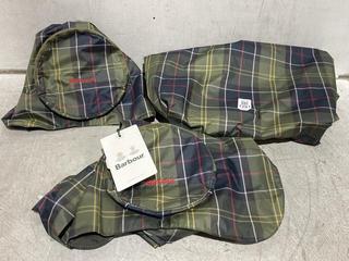 Lot 1281  
            Chesterfield SR44 - Parcel Delivery Only 

                
3 X ASSORTED BARBOUR PACKABLE DOG COATS TO INCLUDE BARBOUR PACKABLE CLASSIC TARTA...