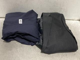 Lot 1285  
            Chesterfield SR44 - Parcel Delivery Only 

                
SELECTED HOMME MENS SLIM FIT SUIT JACKET IN DARK GREY UK SIZE 40 REG TO INCLUDE S...