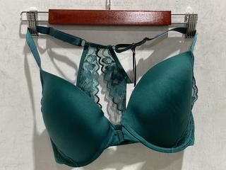 Lot 1326  
            Chesterfield SR44 - Parcel Delivery Only 

                
25 X ASSORTED UNDERWEAR ITEMS TO INCLUDE 3 BRAZILIAN LACE BRIEFS (LOCATION: B6)