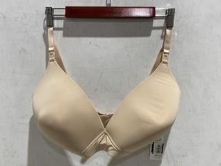 Lot 1328  
            Chesterfield SR44 - Parcel Delivery Only 

                
25 X ASSORTED UNDERWEAR ITEMS TO INCLUDE 3 BRAZILIAN LACE BRIEFS (LOCATION: B6)
