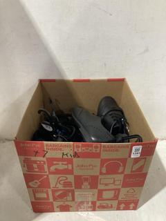 Lot 1391  
            Chesterfield SR44 - Parcel Delivery Only 

                
7 X ASSORTED KIDS SHOES TO INCLUDE BLACK SCHOOL SHOES SIZE 8 KIDS (LOCATION: B7)
