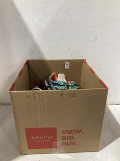 Lot 1394  
            Chesterfield SR44 - Parcel Delivery Only 

                
6 X ASSORTED KIDS SHOES TO INCLUDE GREY AND BROWN TRAINERS SIZE 13 (LOCATION: B7)