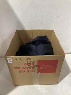 Lot 1399  
            Chesterfield SR44 - Parcel Delivery Only 

                
3 X ASSORTED SUIT JACKETS TO INCLUDE BLACK BLAZER SIZE UNKNOWN (LOCATION: B7)
