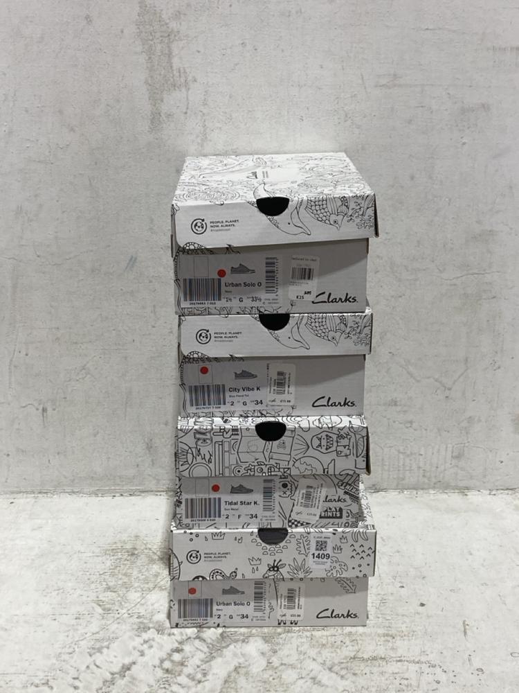 Lot 1409  
            Chesterfield SR44 - Parcel Delivery Only 
                
4 X ASSORTED KIDS SHOES TO INCLUDE CLARKS CITYVIBE SHOES IN GUN METAL SIZE UK 2 (...