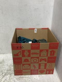 Lot 1425  
            Chesterfield SR44 - Parcel Delivery Only 

                
20 X BOX OF ASSORTED UNDERWEAR ITEMS TO INCLUDE BLUE FLORAL BRA SIZE 30D (LOCATIO...