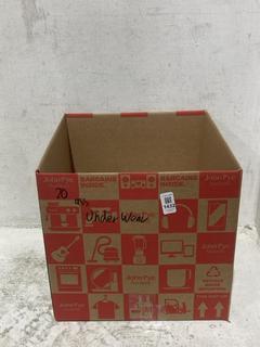 Lot 1432  
            Chesterfield SR44 - Parcel Delivery Only 

                
20 X BOX OF ASSORTED UNDERWEAR ITEMS TO INCLUDE GREY PANTS SIZE 14 (LOCATION: B8)