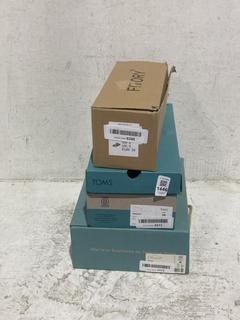 Lot 1446  
            Chesterfield SR44 - Parcel Delivery Only 

                
3 X ASSORTED SHOES TO INCLUDE TOMS PUMPS SIZE 11 UK (LOCATION: B8)