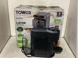 Lot 1616  
            Chesterfield SR44 - Parcel Delivery Only 

                
TOWER DUAL LAYER 10L AIR FRYER TO INCLUDE NESPRESSO AUTOMATIC COFFEE MACHINE IN B...