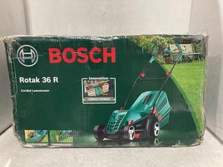 Lot 1628  
            Chesterfield SR44 - Parcel Delivery Only 

                
BOSCH ROTAK 36 R CORDLESS LAWNMOWER (LOCATION: A6)