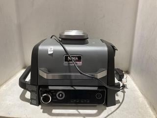 Lot 1649  
            Chesterfield SR44 - Parcel Delivery Only 

                
NINJA WOODFIRE ELECTRIC BBQ GRILL - ORIGINAL RRP £229 (LOCATION: A7)