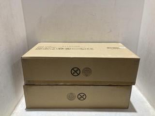Lot 1660  
            Chesterfield SR44 - Parcel Delivery Only 

                
2 X ANKI OVERDRIVE STARTER KIT - TOTAL LOT ORIGINAL RRP £148 (LOCATION: A8)