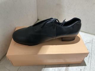 Lot 1712  
            Chesterfield SR44 - Parcel Delivery Only 

                
4 X ASSORTED ADULTS SHOES TO INCLUDE CAPRICE CACTUS SHOES IN GREEN UK SIZE 7 (LOC...