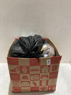 Lot 1732  
            Chesterfield SR44 - Parcel Delivery Only 

                
BOX OF ASSORTED ADULTS SHOES TO INCLUDE WESTERN-STYLE COWBOY BOOTS IN BLACK UK SI...