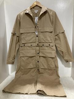 Lot 317  
            Chesterfield SR44 - Parcel Delivery Only 

                
THE DROP BEIGE BUTTONED UP COAT SIZE XS (LOCATION: F8)