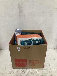 Lot 322  
            Chesterfield SR44 - Parcel Delivery Only 

                
BOX OF ASSORTED BOTTLES TO INCLUDE BLUE CAMO BOTTLE (LOCATION: F8)
