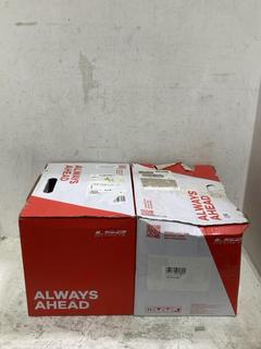 Lot 757  
            Chesterfield SR44 - Parcel Delivery Only 

                
LS2 HELMET MOTORCYCLE HELMET IN BLACK - SIZE: SMALL TO INCLUDE LS2 HELMET MOTORCY...