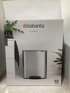 Lot 775  
            Chesterfield SR44 - Parcel Delivery Only 

                
BRABANTIA BO DUAL PEDAL BIN - ORIGINAL RRP £129 (LOCATION: D5)