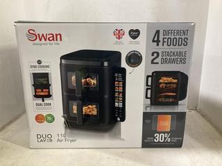 Lot 815  
            Chesterfield SR44 - Parcel Delivery Only 

                
SWAN DUO LAYER 11 LITRE AIR FRYER - ORIGINAL RRP £100 (LOCATION: D7)