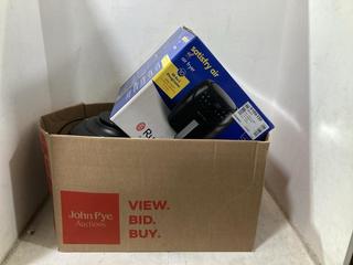 Lot 825  
            Chesterfield SR44 - Parcel Delivery Only 

                
RUSSELL HOBBS 4 LITRE AIR FRYER TO INCLUDE NINJA FOODI MINI MULTI-COOKER (LOCATIO...