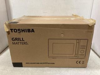 Lot 872  
            Chesterfield SR44 - Parcel Delivery Only 

                
TOSHIBA 2-IN-1 COMBINATION MICROWAVE (LOCATION: C1)