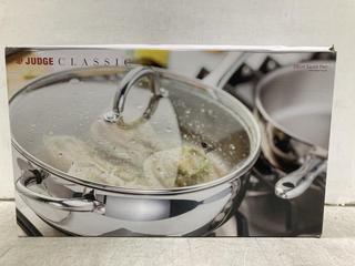 Lot 882  
            Chesterfield SR44 - Parcel Delivery Only 

                
JUDGE CLASSIC 28CM SAUTE PAN (LOCATION: C1)