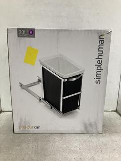 Lot 895  
            Chesterfield SR44 - Parcel Delivery Only 

                
SIMPLEHUMAN PULL-OUT CAN IN CHROMED STEEL (LOCATION: C1)
