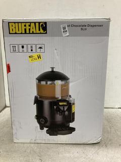 Lot 898  
            Chesterfield SR44 - Parcel Delivery Only 

                
BUFFALO 5 LITRE HOT CHOCOLATE DISPENSER - ORIGINAL RRP £287 (LOCATION: C1)