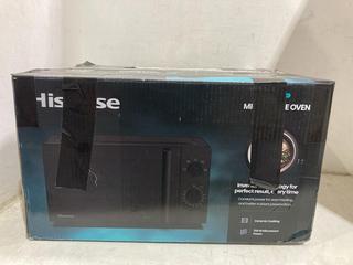 Lot 902  
            Chesterfield SR44 - Parcel Delivery Only 

                
HISENSE 700W MICROWAVE (LOCATION: C2)
