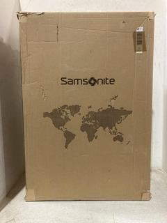 Lot 930  
            Chesterfield SR44 - Parcel Delivery Only 

                
SAMSONITE HARDSHELL SUITCASE IN KHAKI (LOCATION: C3)