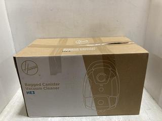 Lot 1075  
            Chesterfield SR47 - Parcel Delivery Only 

                
HOOVER HE3 BAGGED CANISTER VACUUM CLEANER (LOCATION: D7)