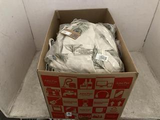 Lot 1123  
            Chesterfield SR47 - Parcel Delivery Only 

                
10 X ASSORTED ADULTS BRANDED CLOTHING TO INCLUDE THEIR NIBS MENS PEACOCK PAJAMAS ...