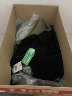 Lot 1124  
            Chesterfield SR47 - Parcel Delivery Only 

                
10 X ASSORTED ADULTS BRANDED CLOTHING TO INCLUDE NOBODYS CHILD OTTILIE MINI DRESS...
